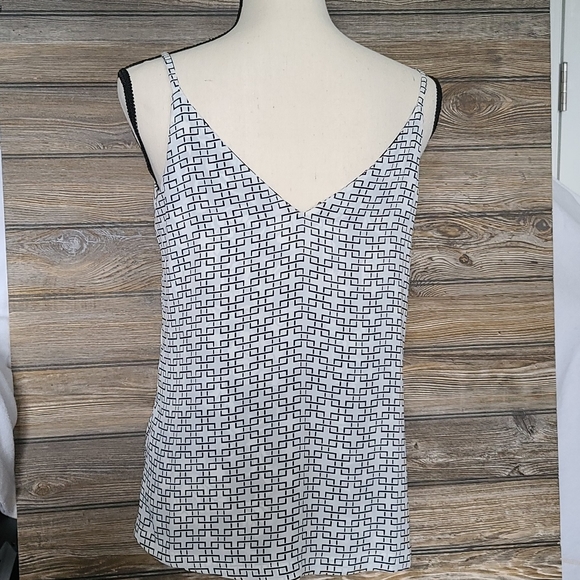 WHBM Reversible tank top! - Picture 5 of 9